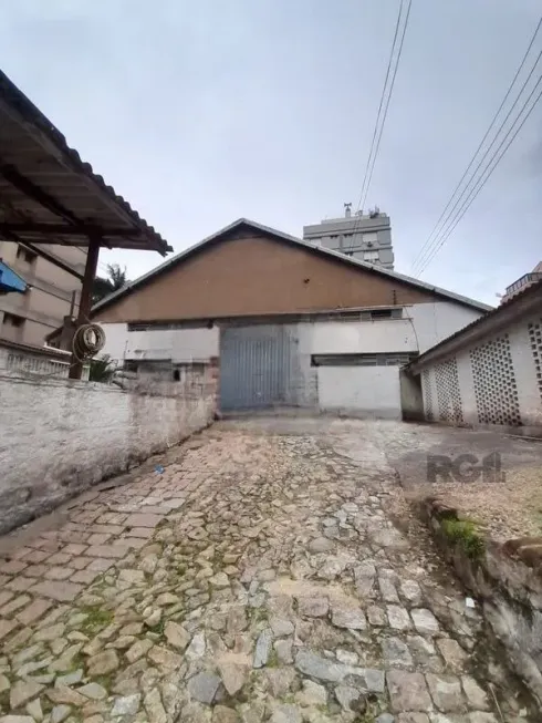 Foto 1 de Galpão/Depósito/Armazém para alugar, 426m² em Auxiliadora, Porto Alegre