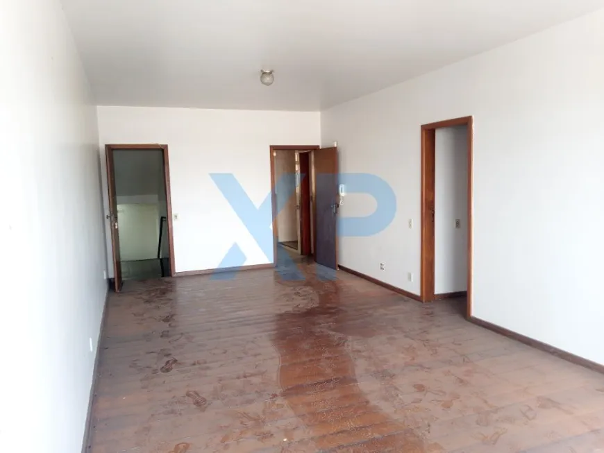 Foto 1 de Apartamento com 3 Quartos à venda, 140m² em Centro, Divinópolis