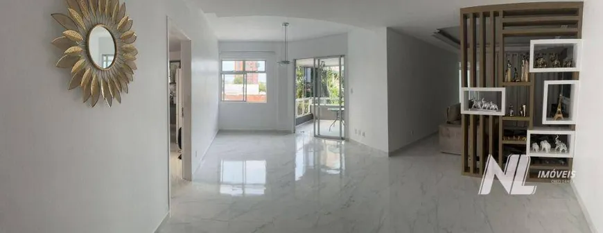 Foto 1 de Apartamento com 4 Quartos à venda, 137m² em Candelária, Natal