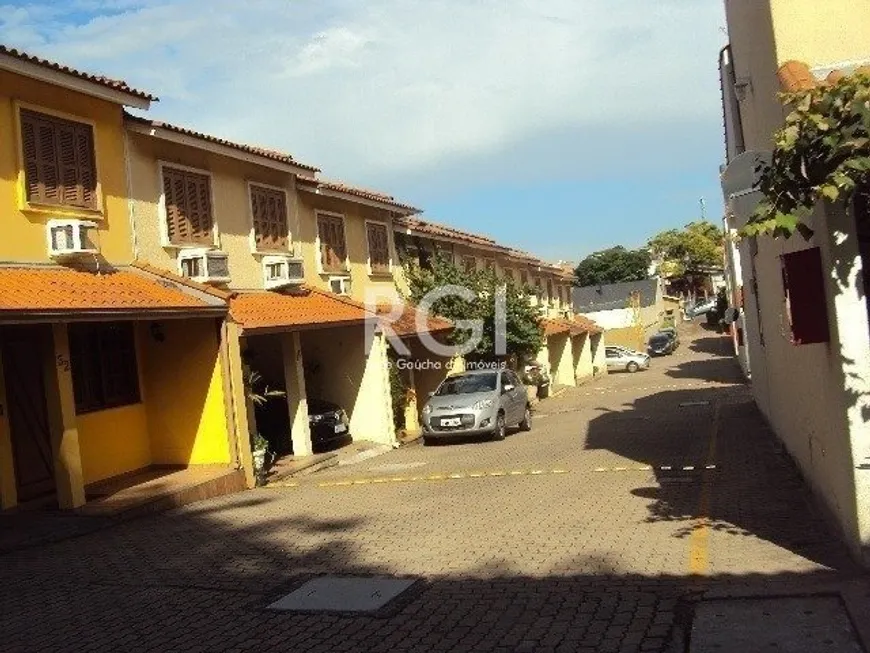 Foto 1 de Casa de Condomínio com 3 Quartos à venda, 95m² em Partenon, Porto Alegre