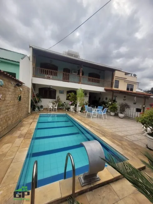 Foto 1 de Casa com 3 Quartos à venda, 250m² em Bento Ribeiro, Rio de Janeiro