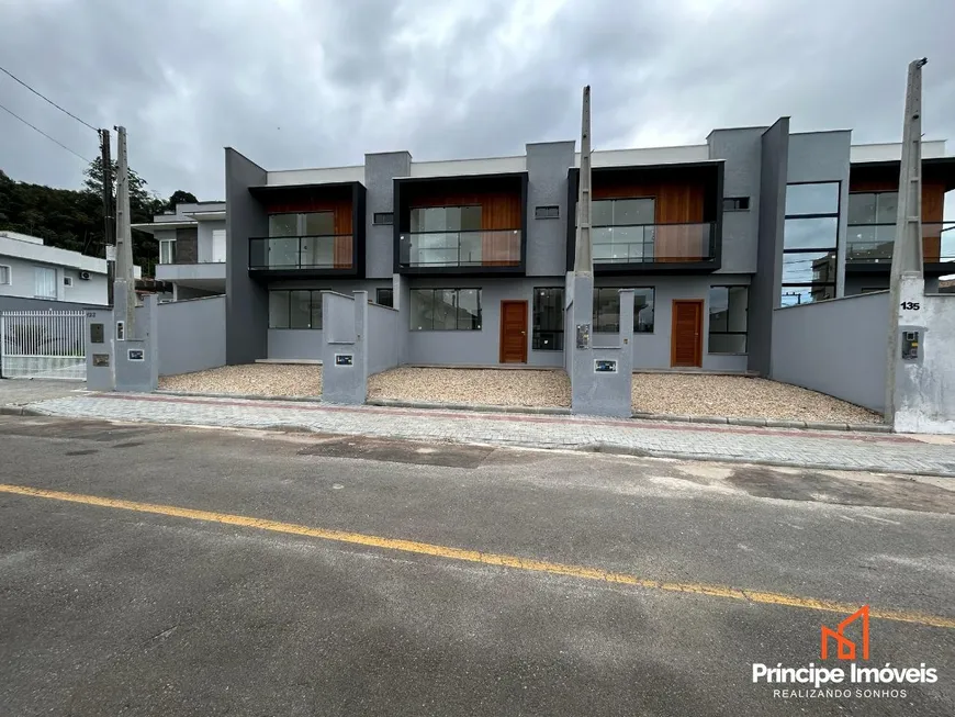 Foto 1 de Casa com 3 Quartos à venda, 106m² em Jardim Sofia, Joinville