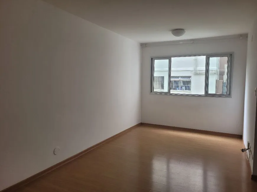 Foto 1 de Apartamento com 3 Quartos à venda, 76m² em Jardim Guedala, São Paulo