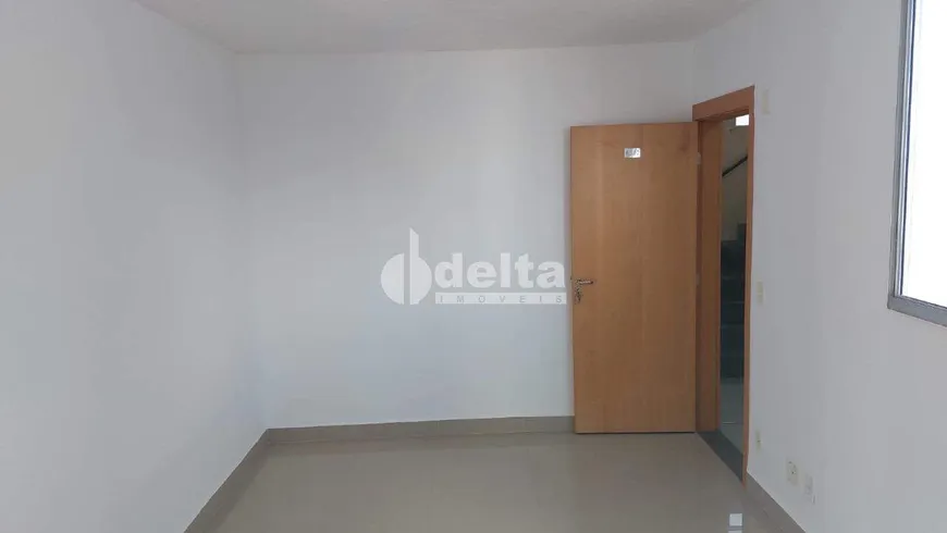 Foto 1 de Apartamento com 2 Quartos à venda, 43m² em Chácaras Tubalina E Quartel, Uberlândia