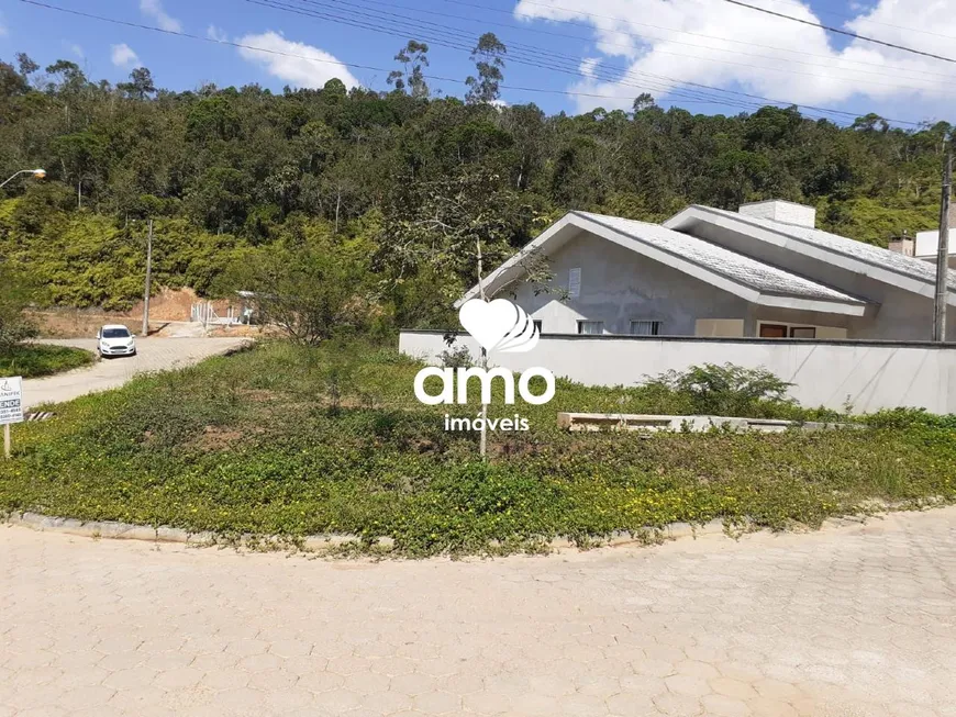 Foto 1 de Lote/Terreno à venda, 303m² em São Pedro, Brusque