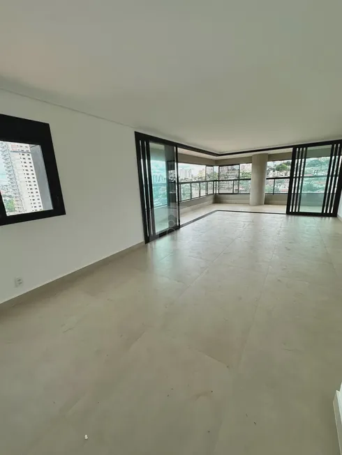 Foto 1 de Apartamento com 3 Quartos à venda, 200m² em Altamira, Uberlândia