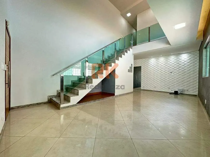 Foto 1 de Casa com 3 Quartos à venda, 160m² em São João Batista, Belo Horizonte