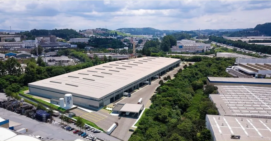 Foto 1 de Galpão/Depósito/Armazém para alugar, 1849m² em Fazenda Itaquiti, Barueri