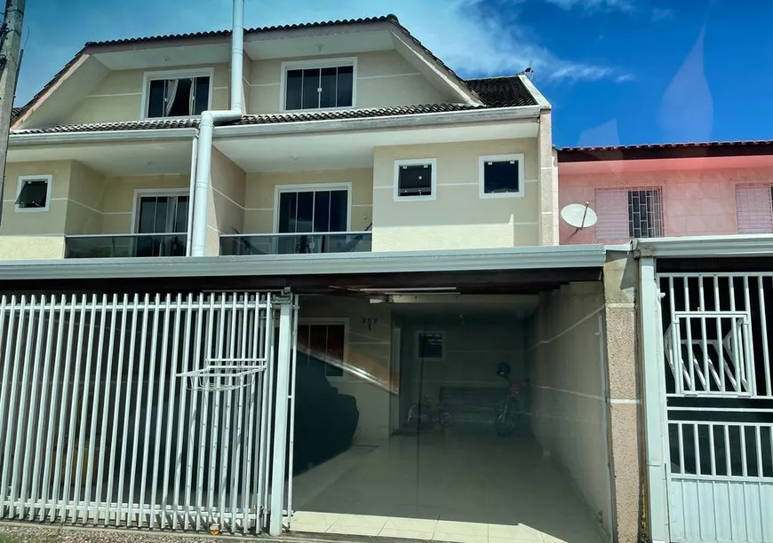 Foto 1 de Sobrado com 4 Quartos à venda, 136m² em Cajuru, Curitiba