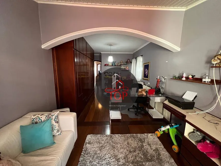 Foto 1 de Sobrado com 2 Quartos à venda, 220m² em Campestre, Santo André