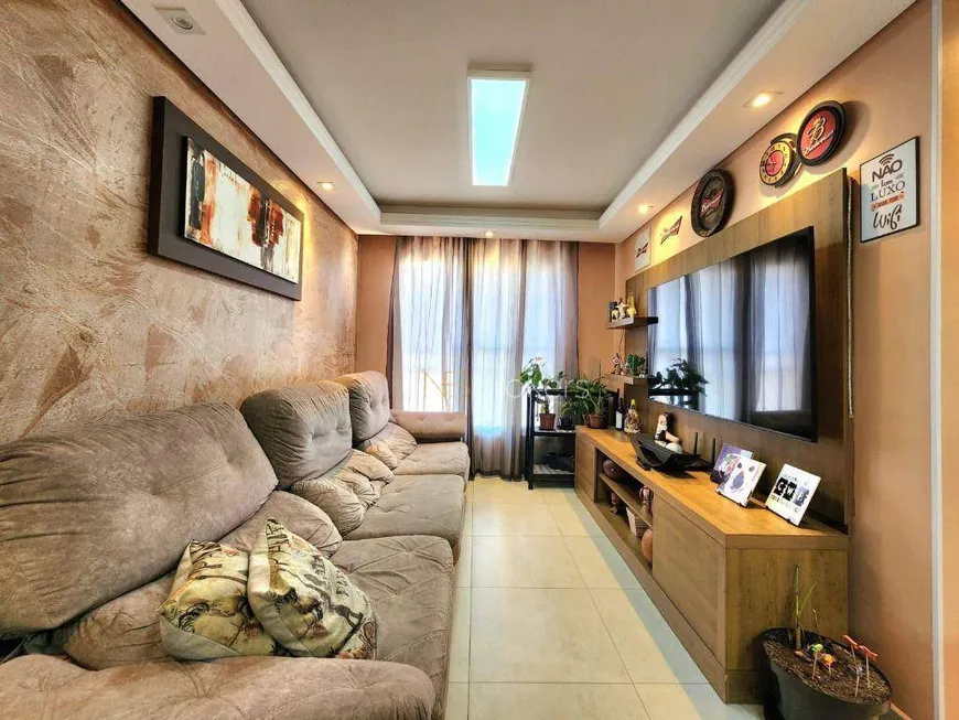 Foto 1 de Apartamento com 3 Quartos à venda, 62m² em Pinheirinho, Curitiba