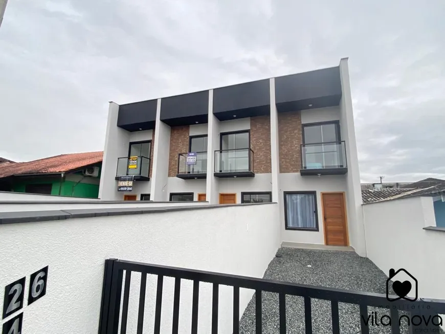 Foto 1 de Casa com 2 Quartos à venda, 71m² em Vila Nova, Joinville