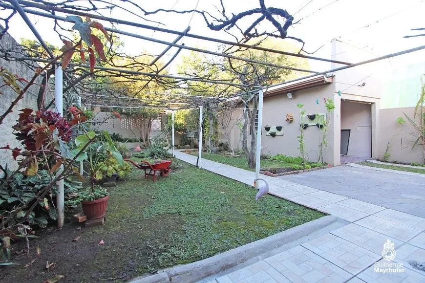 Foto 1 de Casa com 3 Quartos à venda, 199m² em Cavalhada, Porto Alegre