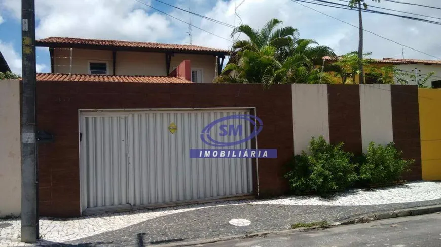 Foto 1 de Casa com 3 Quartos à venda, 224m² em Sapiranga, Fortaleza