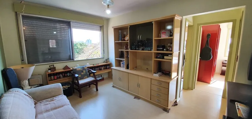 Foto 1 de Apartamento com 2 Quartos à venda, 70m² em Cristal, Porto Alegre