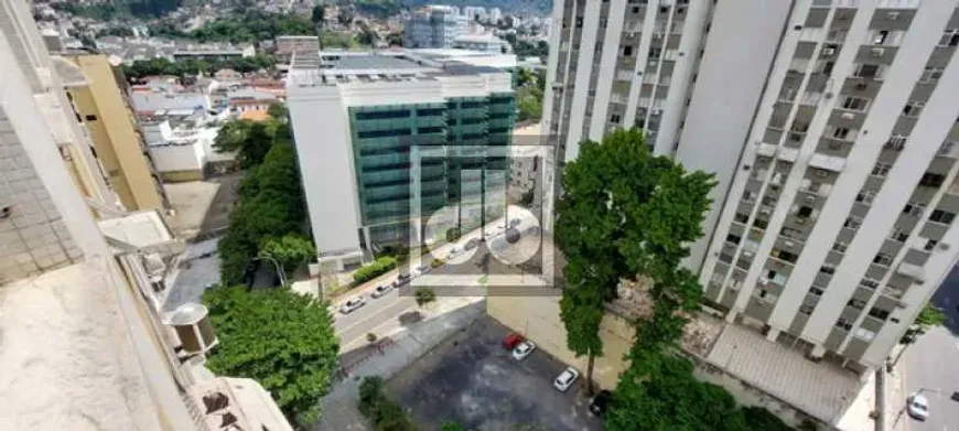Foto 1 de Apartamento com 2 Quartos à venda, 60m² em Cidade Nova, Rio de Janeiro