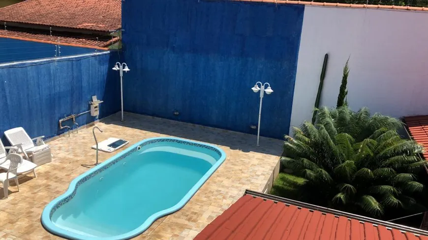 Foto 1 de Casa com 4 Quartos à venda, 220m² em Parque Augustus, Itanhaém