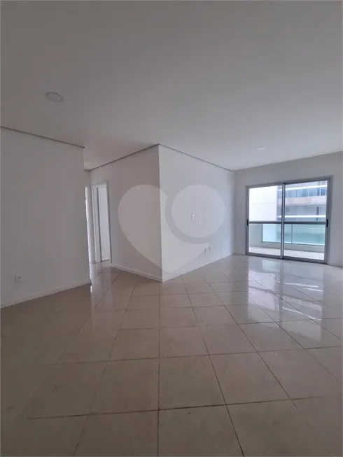 Foto 1 de Apartamento com 2 Quartos à venda, 77m² em Itapuã, Vila Velha