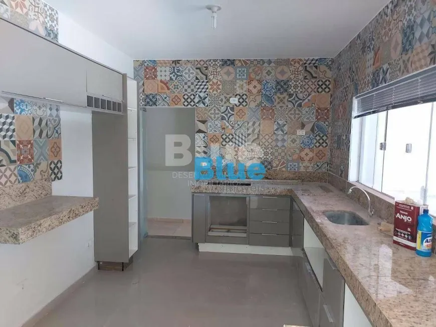 Foto 1 de Casa com 3 Quartos à venda, 215m² em Cidade Jardim, Uberlândia