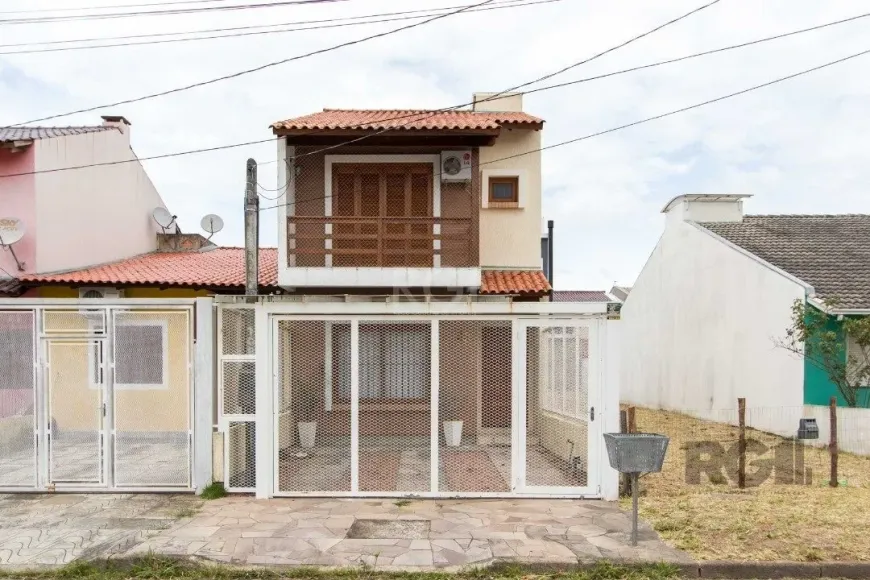 Foto 1 de Casa com 3 Quartos à venda, 101m² em Aberta dos Morros, Porto Alegre