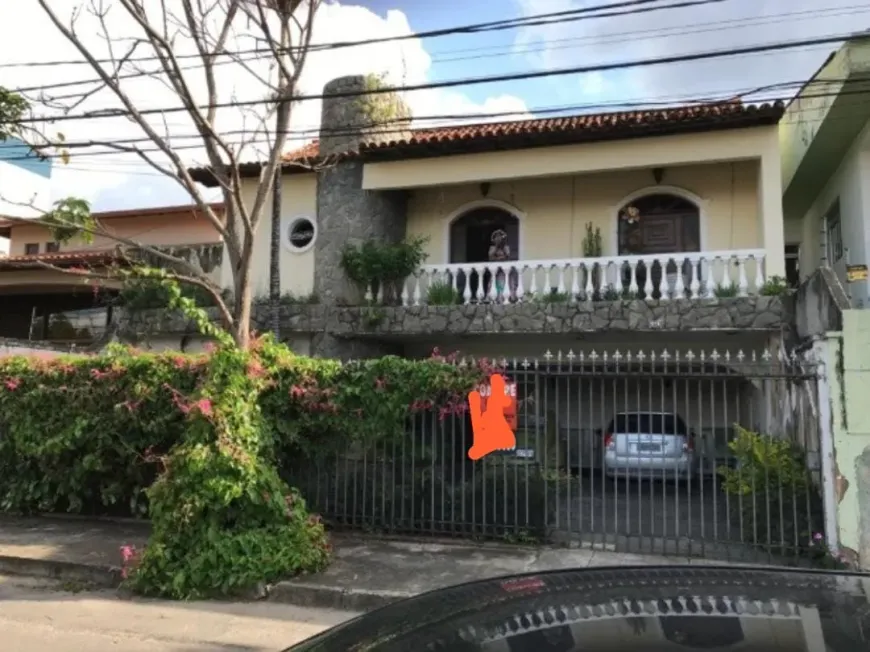 Foto 1 de Casa com 3 Quartos à venda, 292m² em Itapoã, Belo Horizonte