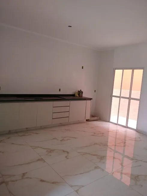 Foto 1 de Sobrado com 2 Quartos à venda, 95m² em Vila Davi, Bragança Paulista