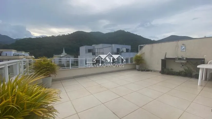 Foto 1 de Apartamento com 3 Quartos à venda, 135m² em Correas, Petrópolis