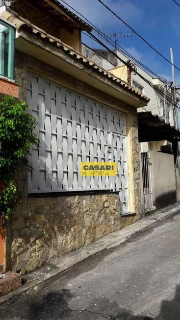 Foto 1 de Sobrado com 2 Quartos à venda, 110m² em Campestre, Santo André