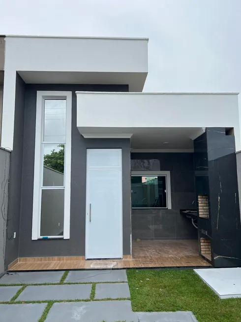 Foto 1 de Casa com 3 Quartos à venda, 174m² em Centro, Paracuru