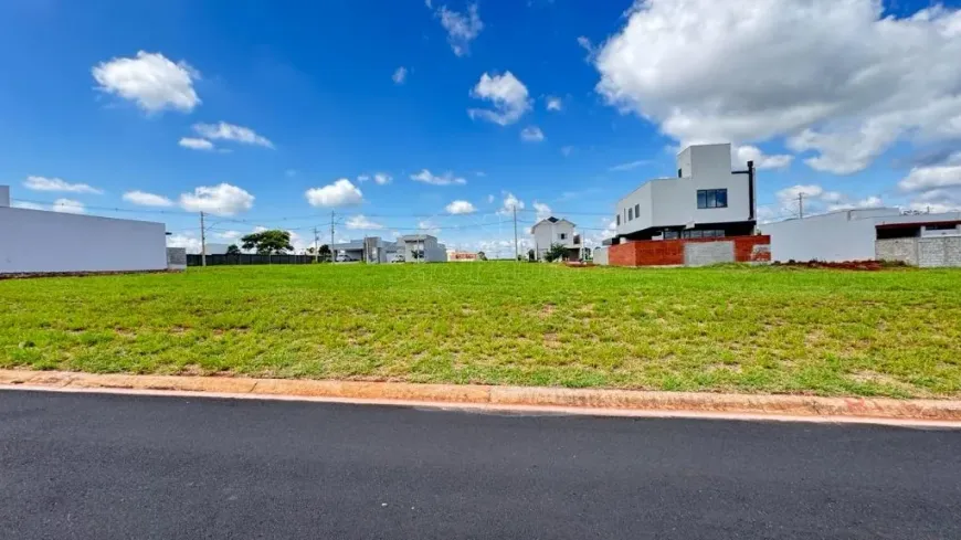 Foto 1 de Lote/Terreno à venda, 250m² em Jardim Sao Camilo, Araraquara