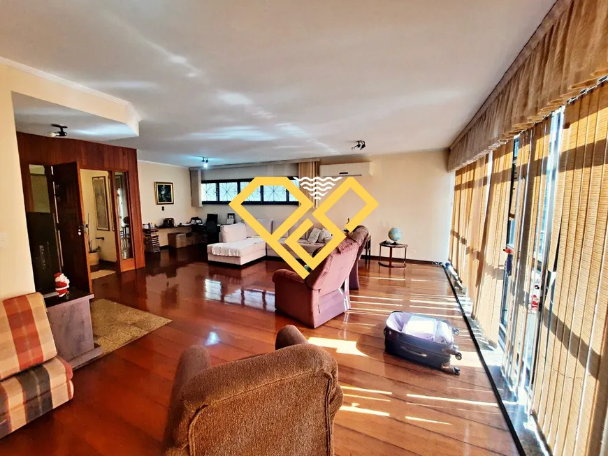 Foto 1 de Apartamento com 4 Quartos à venda, 153m² em Gonzaga, Santos