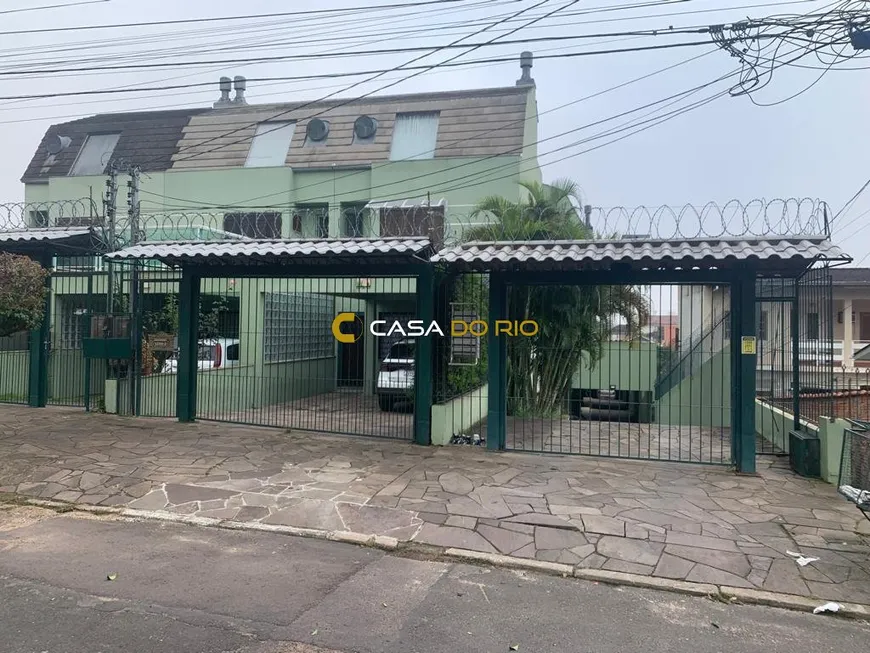 Foto 1 de Casa de Condomínio com 4 Quartos à venda, 210m² em Camaquã, Porto Alegre