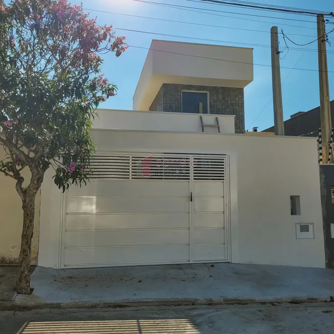 Foto 1 de Casa com 2 Quartos à venda, 84m² em Jardim Vale Verde, Jundiaí