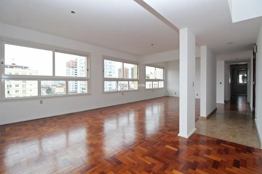 Foto 1 de Apartamento com 4 Quartos à venda, 139m² em Rio Branco, Porto Alegre