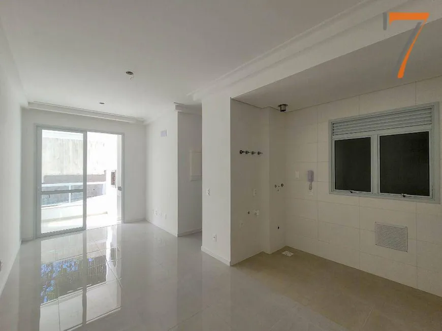 Foto 1 de Apartamento com 2 Quartos à venda, 63m² em Estreito, Florianópolis