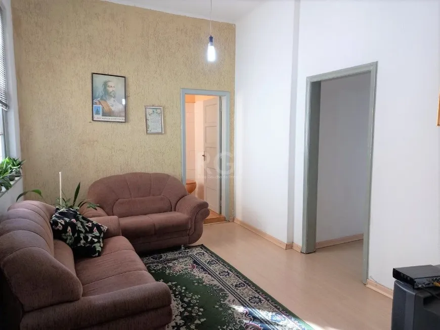 Foto 1 de Apartamento com 3 Quartos à venda, 64m² em Centro, Porto Alegre