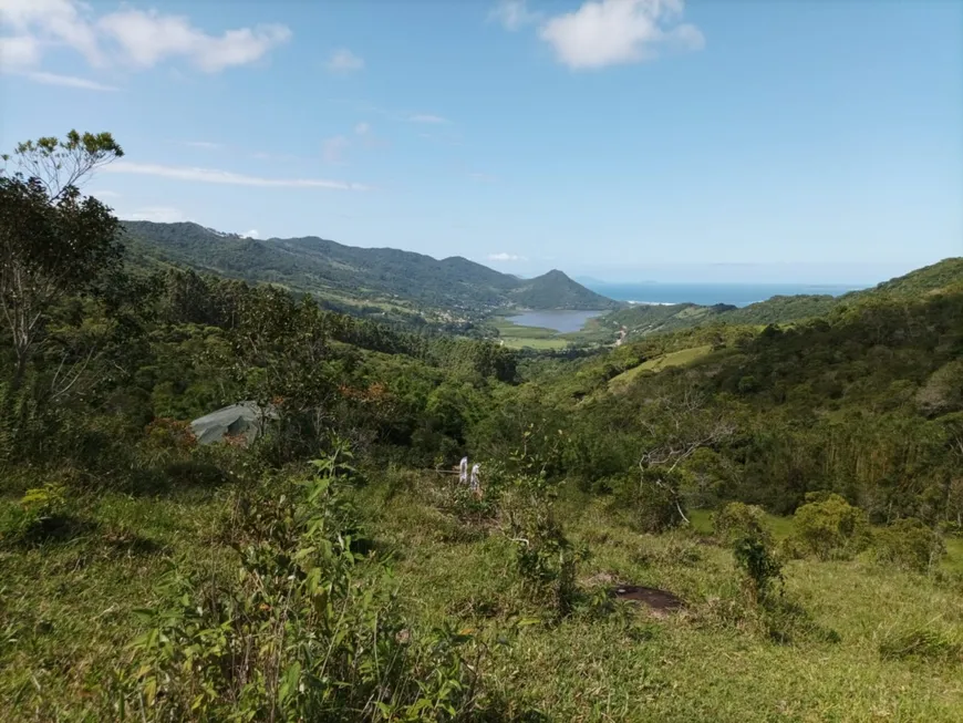 Foto 1 de Lote/Terreno à venda, 10000m² em Areias de Macacu, Garopaba