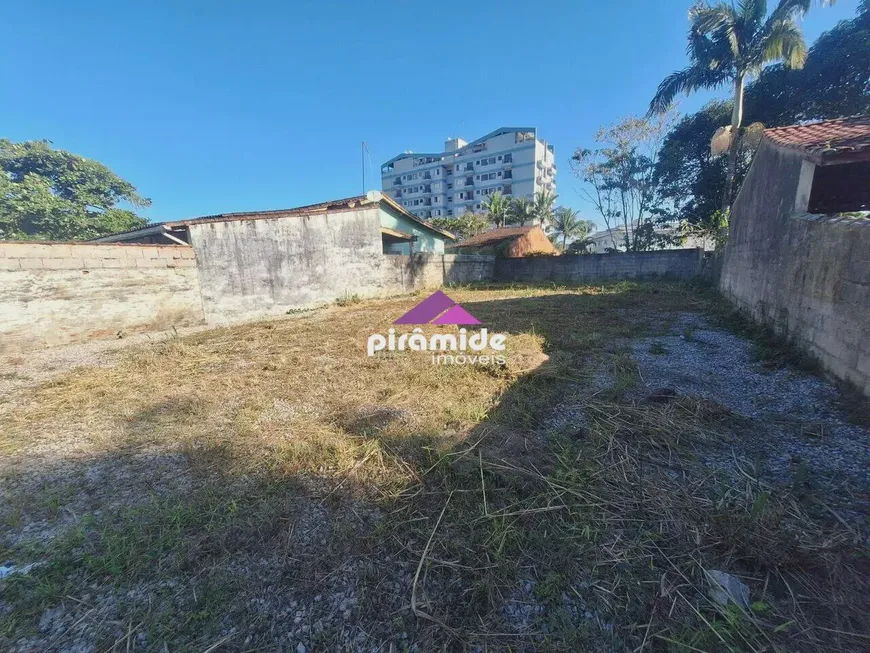 Foto 1 de Lote/Terreno à venda, 300m² em Massaguaçu, Caraguatatuba