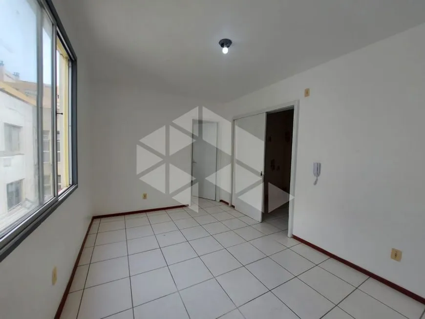 Foto 1 de Apartamento com 1 Quarto para alugar, 28m² em Centro, Santa Maria