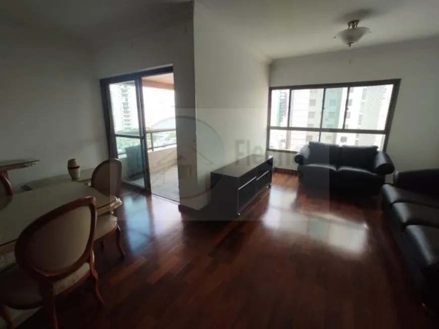 Foto 1 de Apartamento com 4 Quartos à venda, 140m² em Aclimação, São Paulo