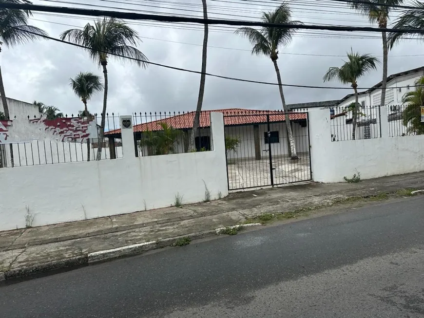 Foto 1 de Imóvel Comercial com 10 Quartos para alugar, 250m² em Pitangueiras, Lauro de Freitas