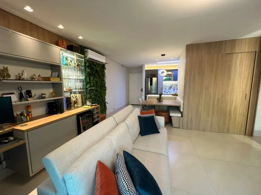 Foto 1 de Apartamento com 2 Quartos à venda, 88m² em Jurerê, Florianópolis