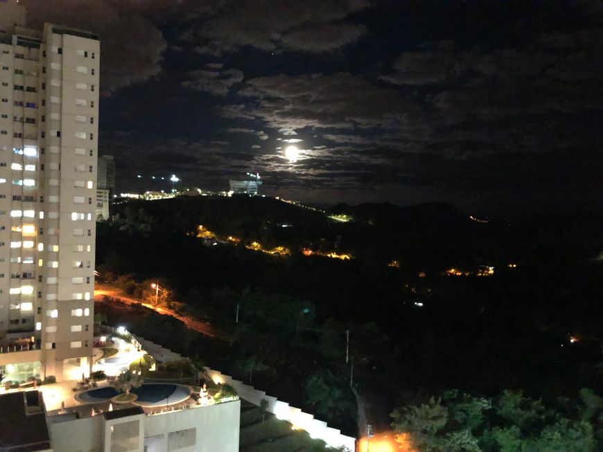 Condomínio Residencial Metropole - Rua Vereda, 50, Vila da Serra