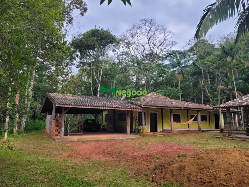 Foto 1 de Fazenda/Sítio com 3 Quartos à venda, 5500m² em Alto do Cardoso, Pindamonhangaba