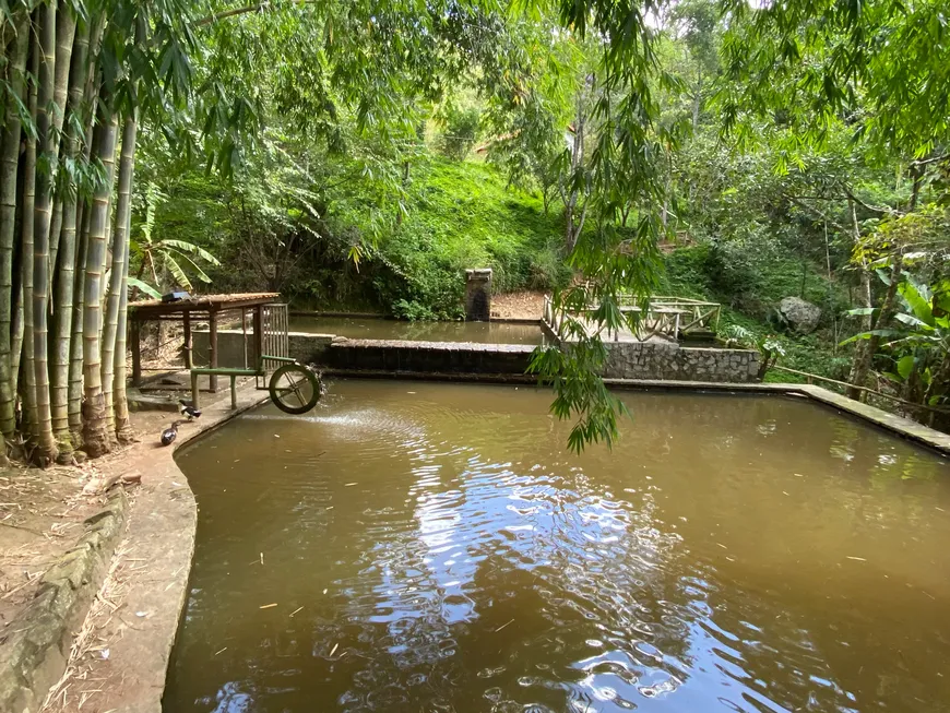 Foto 1 de Fazenda/Sítio com 8 Quartos à venda, 94000m² em Amparo, Nova Friburgo