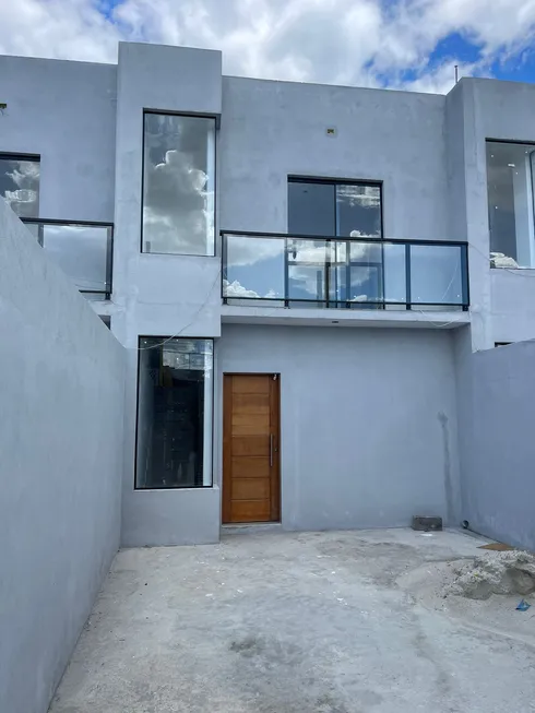 Foto 1 de Sobrado com 2 Quartos à venda, 90m² em Vila Maria de Maggi, Suzano