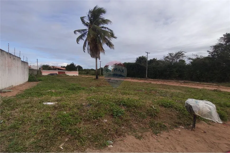 Foto 1 de Lote/Terreno à venda, 305m² em Cajupiranga, Parnamirim