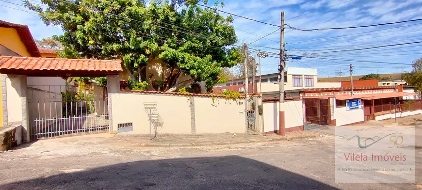 Foto 1 de Casa com 2 Quartos à venda, 132m² em Centro, Miguel Pereira