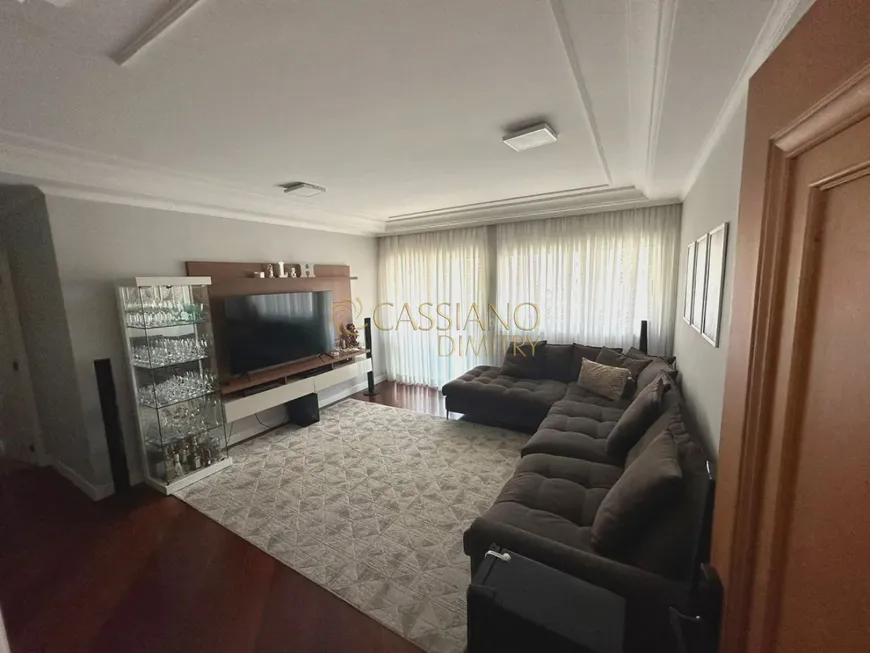 Foto 1 de Apartamento com 4 Quartos à venda, 128m² em Jardim Aquarius, São José dos Campos