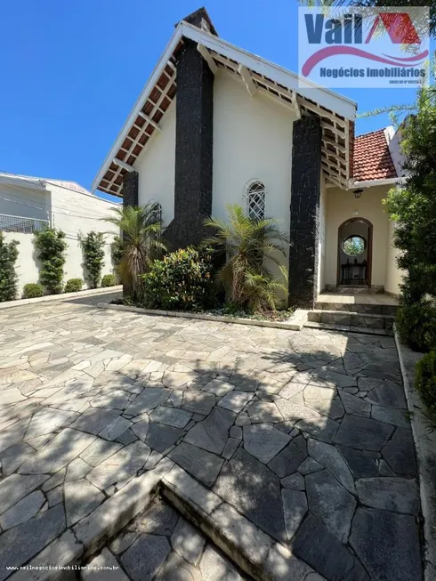 Foto 1 de Casa com 3 Quartos à venda, 400m² em Vila Santo Antonio, Americana